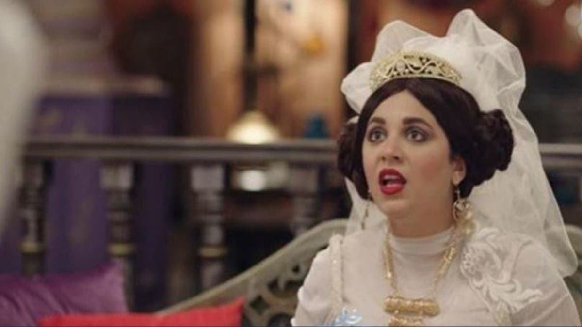 عاشت لحظات صعبة.. فنانة مصرية لم تنم من البكاء