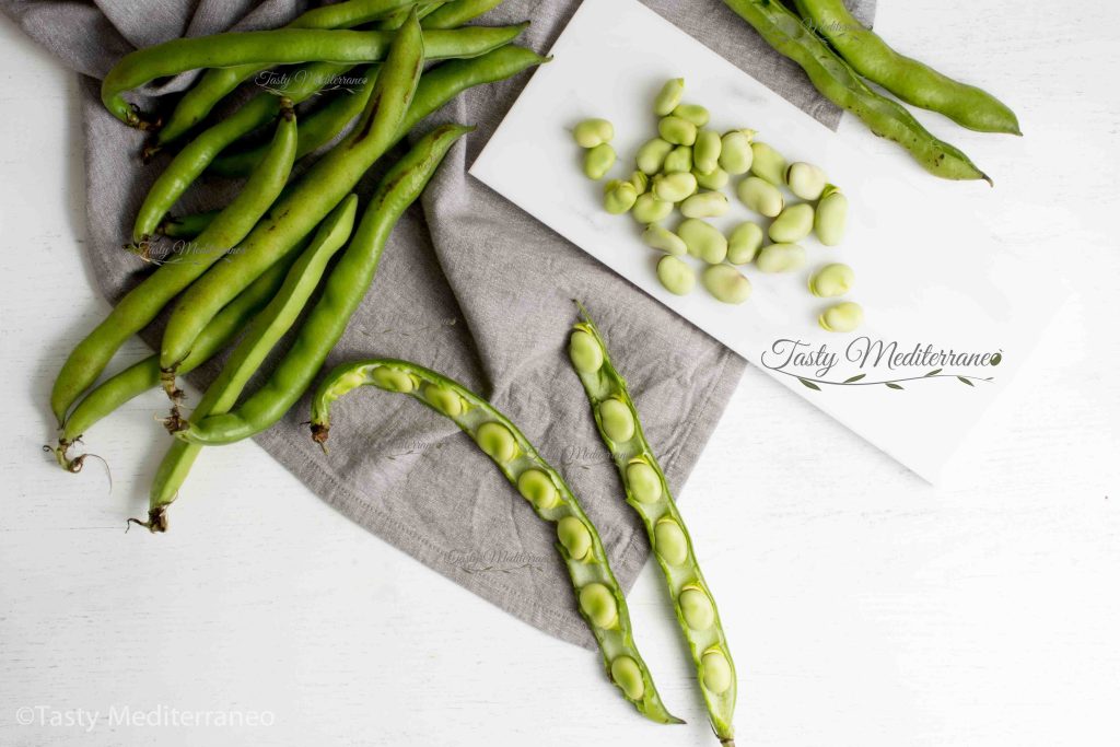 “فول بالزيت” أو الفول على الطريقة اللبنانية – Tasty Mediterraneo