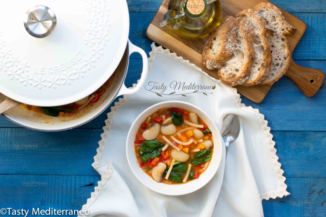 فاصوليا بيضاء مع المعكرونة على الطريقة المتوسطية (باستا وفاجيولي) – Tasty Mediterraneo