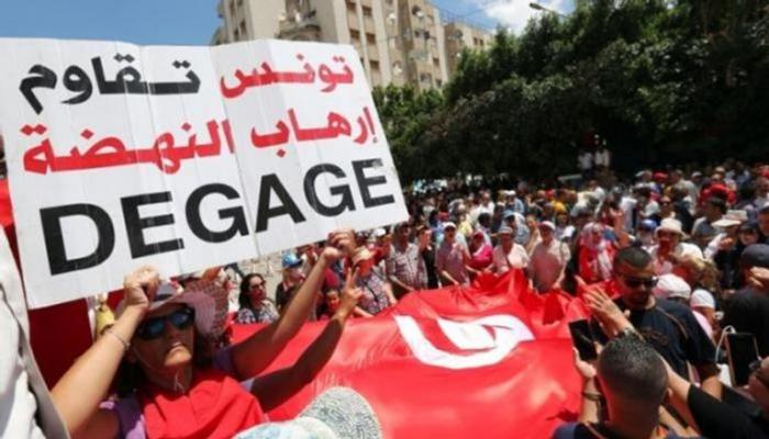 إخوان تونس وورقة «التعويضات».. تكتيك جديد أم انتحار سياسي؟