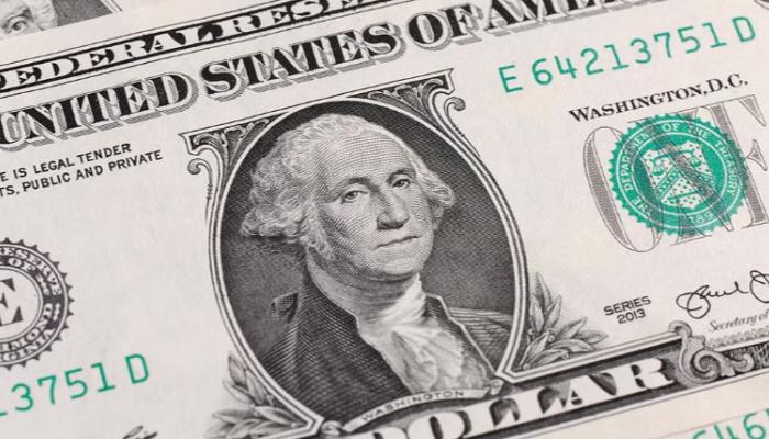 الدولار يستعيد بريقه مؤقتا.. هل يستمر في التألق؟