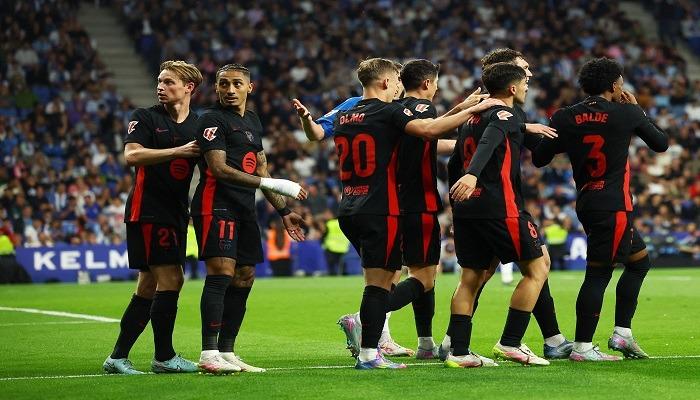ثلاثية محلية نادرة.. برشلونة يتوج بالدوري الإسباني للمرة الـ28