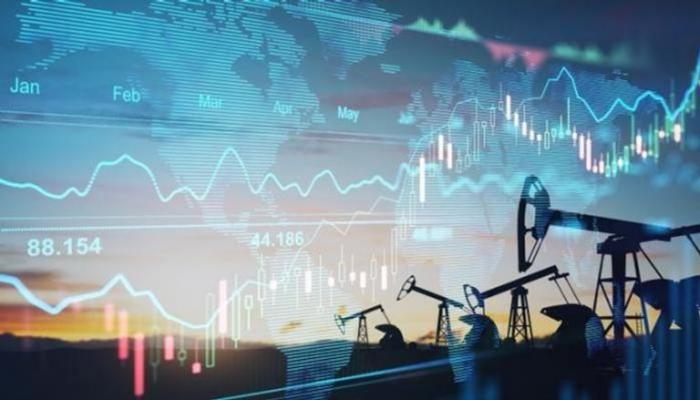 العقود الآجلة للخام الأمريكي ترتفع بأكثر من دولارين بعد تقرير عن ضربة إسرائيلية لإيران