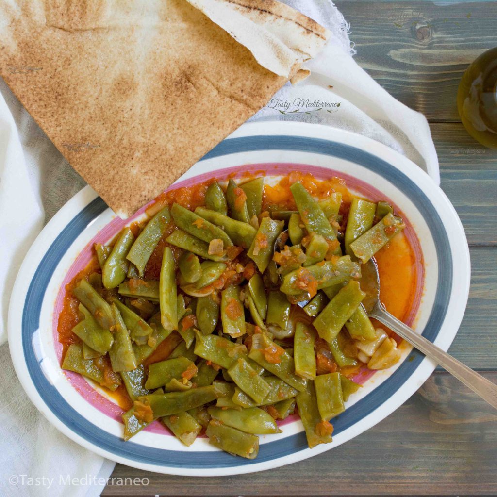 لوبيا بزيت اللبنانية – Tasty Mediterraneo