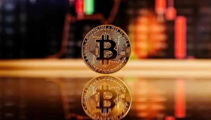 بيتكوين تسجل قمة تاريخية وتصعد فوق 109 آلاف دولار