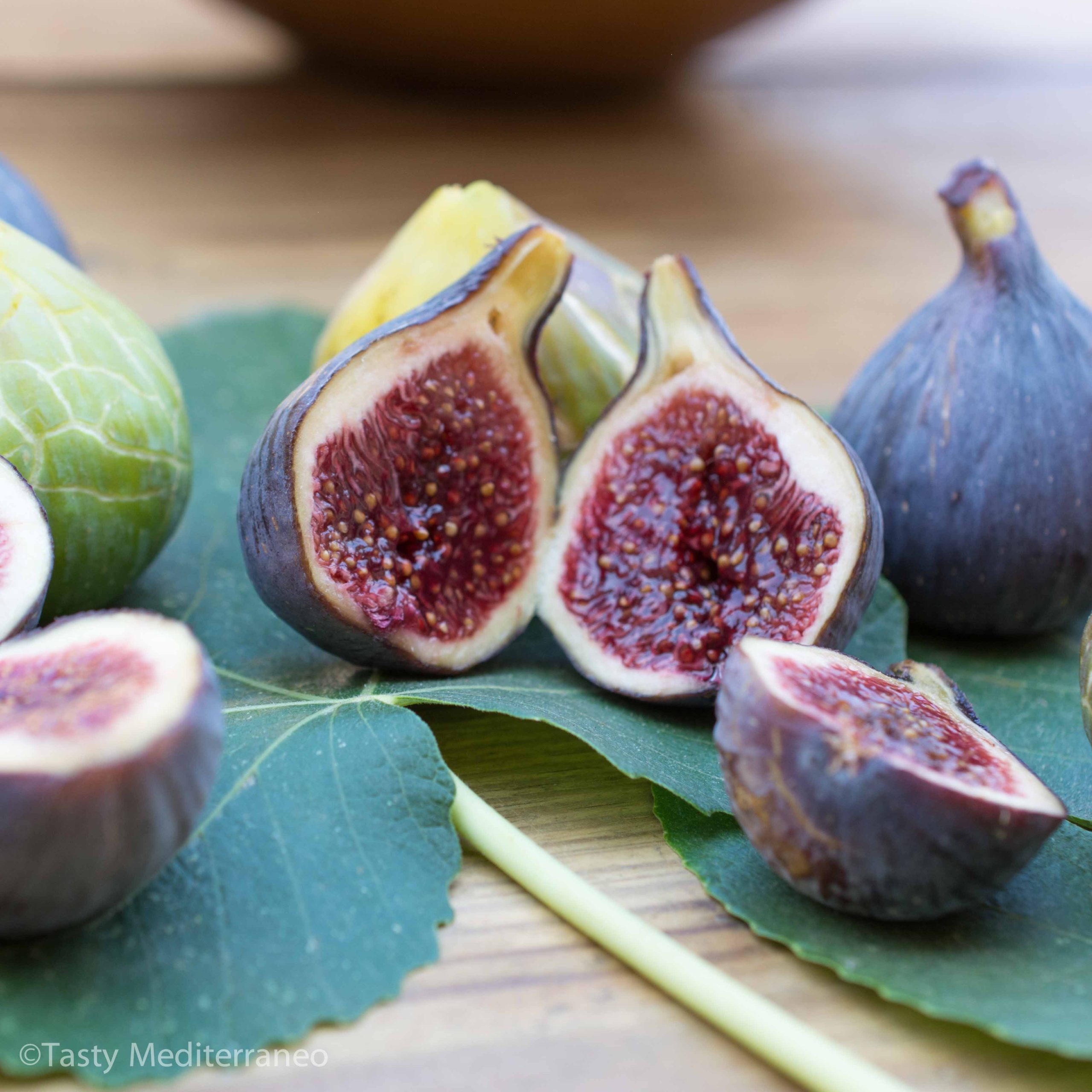 3 وصفات لوجبة الفطور بالتين الطازج – Tasty Mediterraneo