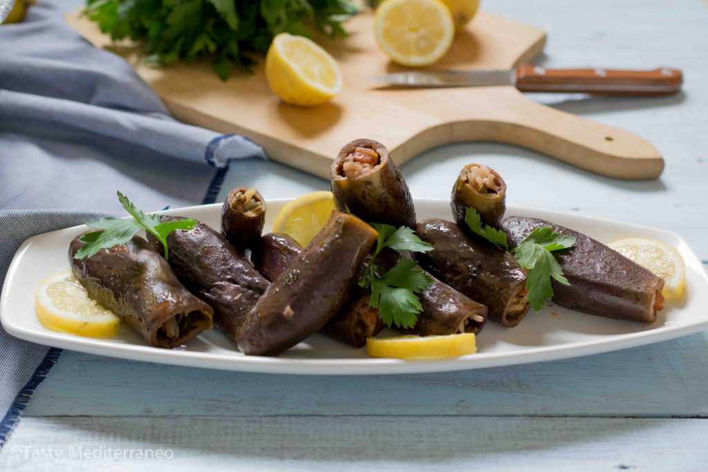 باذنجان محشي على الطريقة اللبنانية – الوصفة النباتية – Tasty Mediterraneo