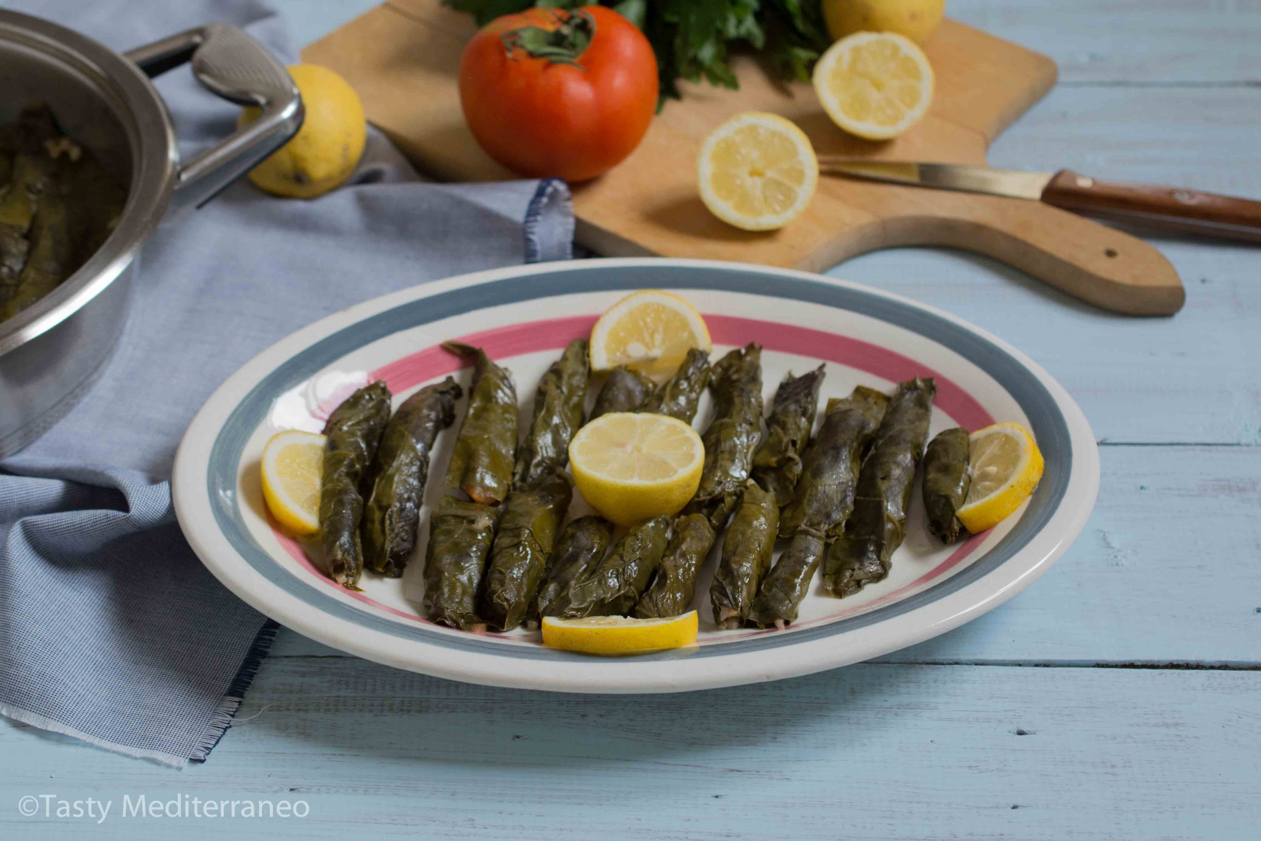 أوراق السلق المحشية على الطريقة اللبنانية – Tasty Mediterraneo