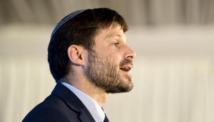 سموتريتش يقطع الصلة بالبنوك الفلسطينية ردا على عقوبات غربية