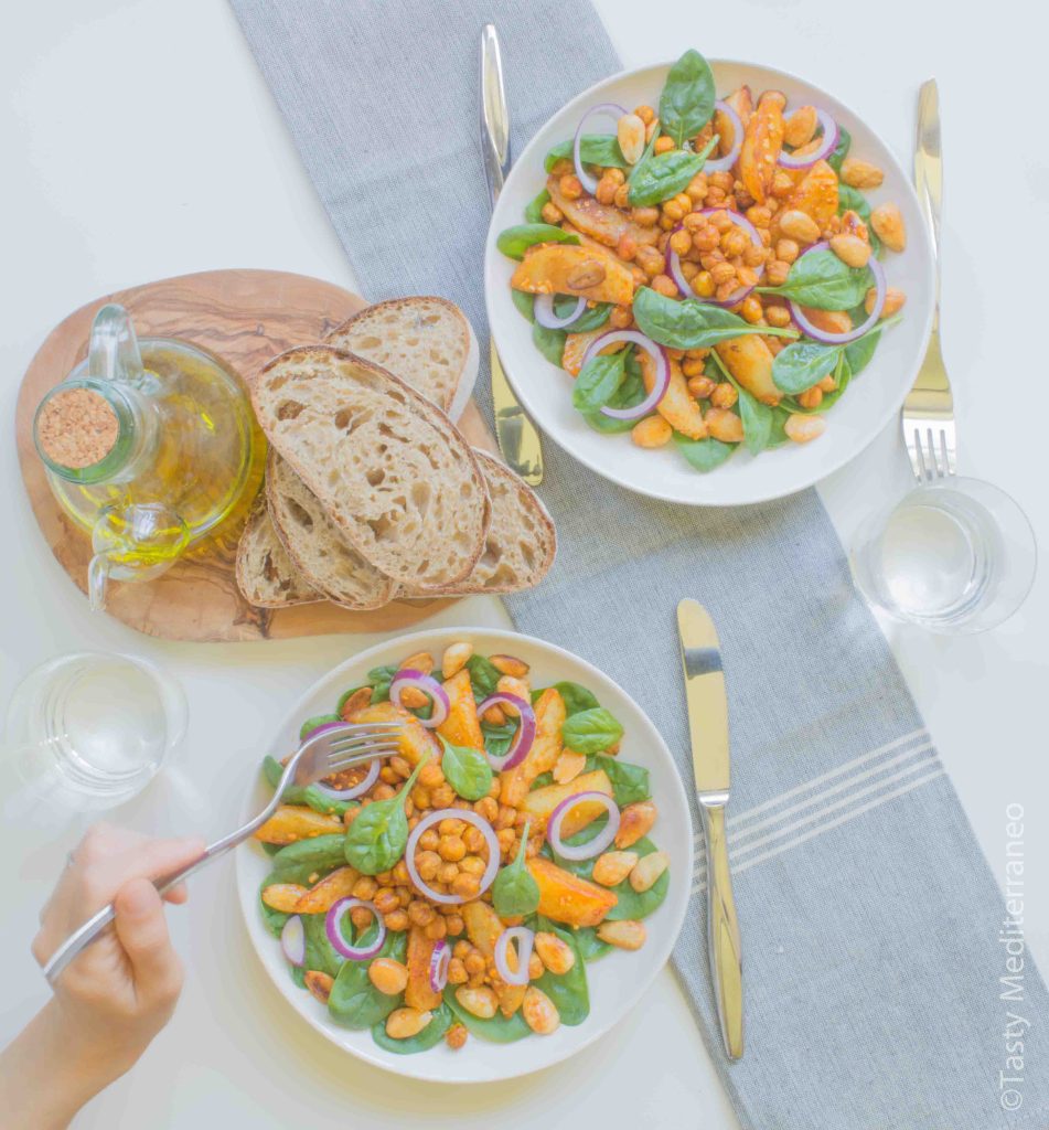 سلطة الحمص والبطاطا واللوز المحمص – Tasty Mediterraneo