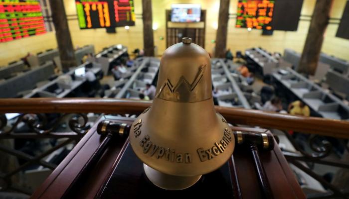 البورصة المصرية تعلق التداول إثر حريق سنترال رمسيس