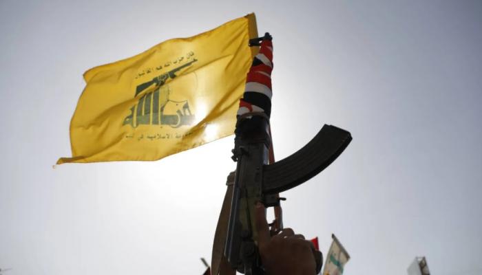 حزب الله يلوح بـ«حرب أهلية» في لبنان ويهدد بـ«معركة كربلائية»