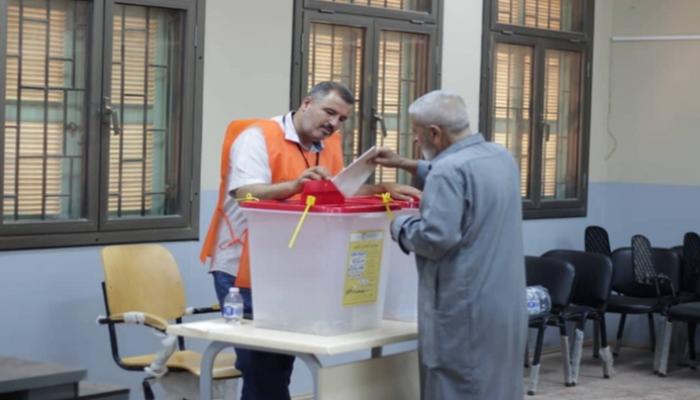 أقل من النصف.. اعتداءات تحرم غالبية البلدات الليبية من التصويت