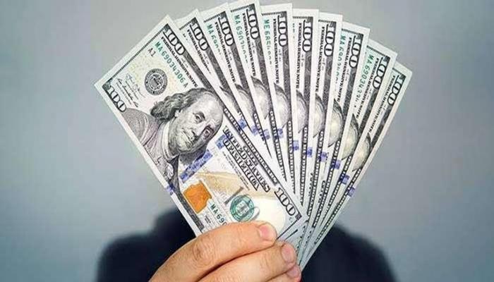 قبيل اجتماع البنك المركزي.. الدولار يتحرك أمام الجنيه المصري