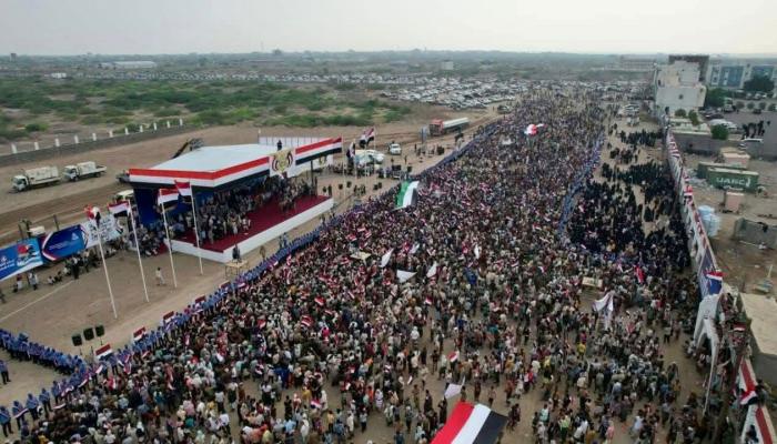 اعتقالات بالجملة.. الحوثي ينكل بأنصار «ثورة اليمن»