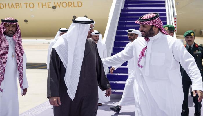 محمد بن زايد في السعودية.. زيارة تتوج تاريخا من العلاقات الراسخة والتعاون المشترك