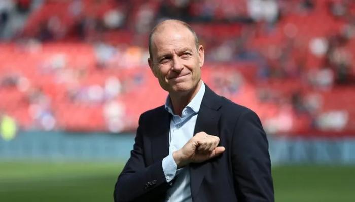 الأهلي المصري يعلن عن مدربه الجديد.. الدنماركي ياس توروب