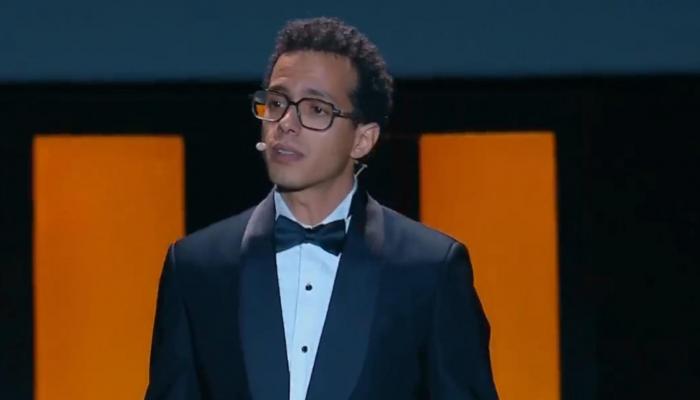طه دسوقي يخطف الأنظار بأداء مؤثر في افتتاح مهرجان الجونة السينمائي