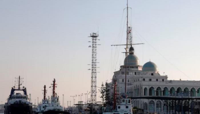 مصر.. هيئة قناة السويس توقع اتفاقا بملياري دولار لإقامة مجمع للبتروكيماويات