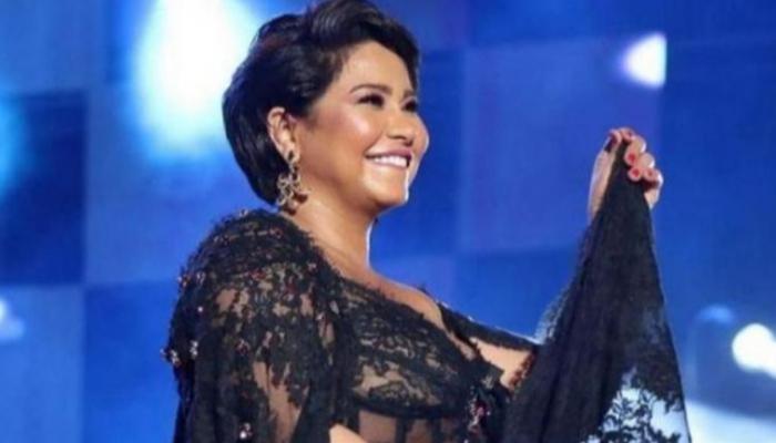 عمرو أديب «حزين» لابتعاد شيرين عبدالوهاب