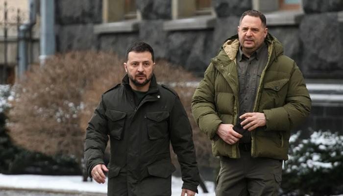أندريه يرماك.. قضية الفساد تزيد الخناق على كبير مساعدي زيلينسكي