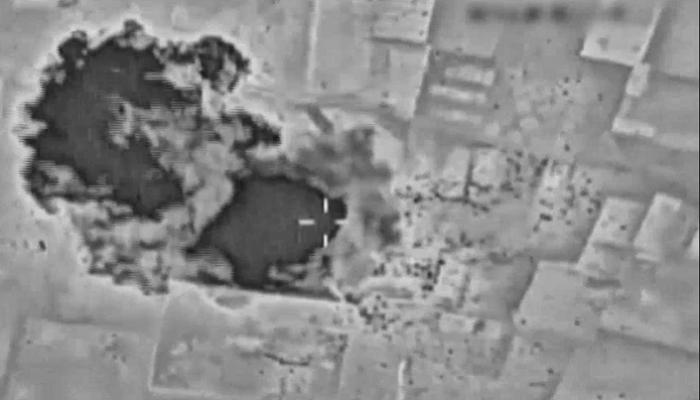 11 قتيلا في غارة إسرائيلية على مخيم عين الحلوة بلبنان