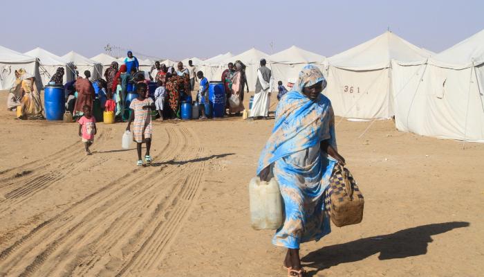 وقف النار ومحاسبة وحكم مدني.. قرقاش يرسم خارطة سلام السودان