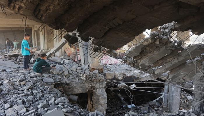 غزة والاختبار الصعب.. «تطورات خطيرة» تهدد الهدنة و«ترهق» الوسطاء