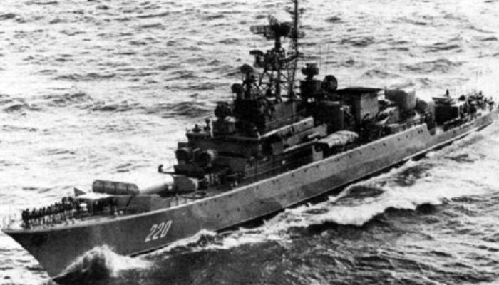 مطاردة القرش الأحمر.. قصة أخطر تمرد سوفياتي قبل 50 عاما