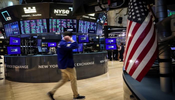 وول ستريت قرب قمة تاريخية.. ارتفاعات صادمة تصل إلى 307% تشعل السوق