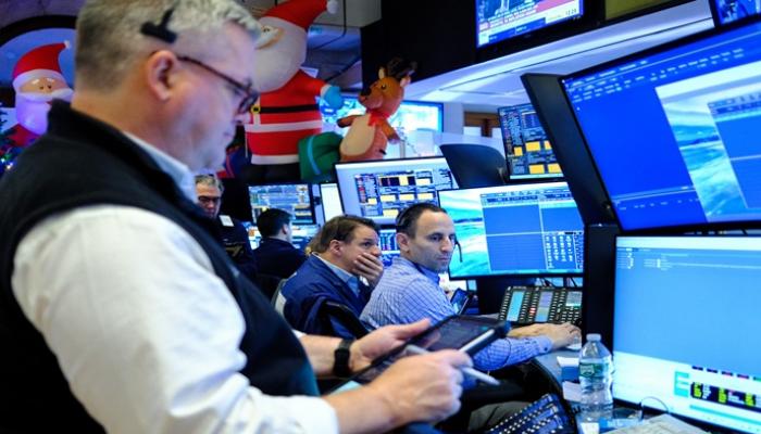 هدوء حذر في وول ستريت مع تعافي النفط وتباين أداء أسهم التكنولوجيا