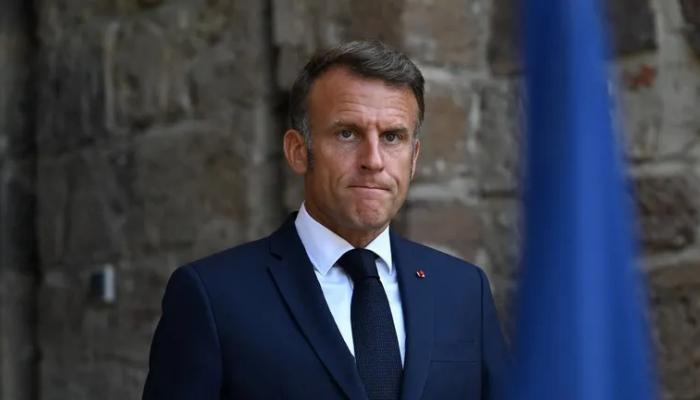 «تحرّك عسكري يطيح بماكرون».. هل صدّق الفرنسيون فيديو «الانقلاب»؟