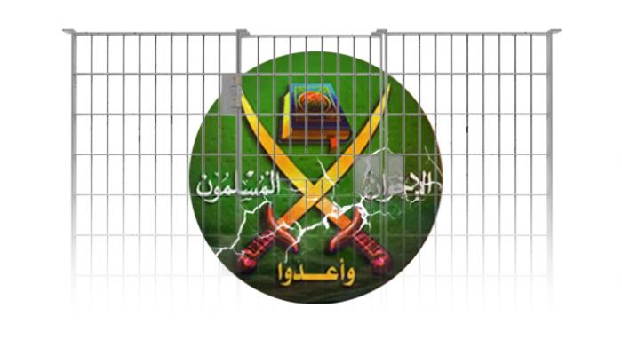 اقترح إجراءات عاجلة.. جنرال يحذر من «خطر الإخوان» في فرنسا