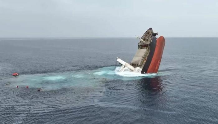 هجمات الحوثي على السفن في 2025.. انحسار التهديد وتبدل قواعد الاشتباك