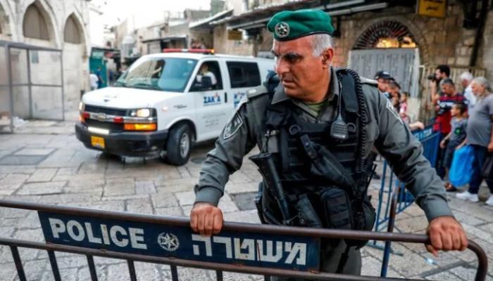 قتيلان و7 مصابين خلال عمليتي دهس وطعن شمال إسرائيل