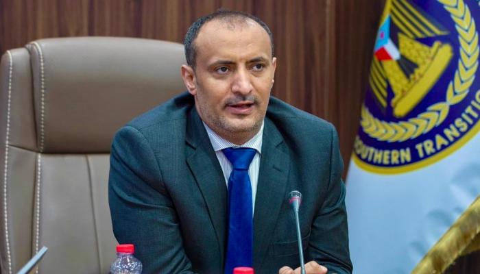 مسؤول يمني لـ«العين الإخبارية»: انفراد العليمي بقرار الرئاسي «مقامرة» بمصير البلاد