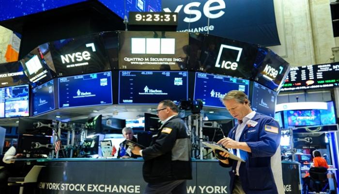 وول ستريت تفتح على ارتفاع والأسواق العالمية تترقب بيانات اقتصادية حاسمة