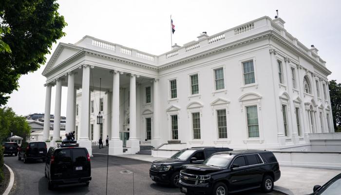 ترامب يتلقى الثلاثاء إحاطة للتعامل مع إيران.. الخيار العسكري مطروح