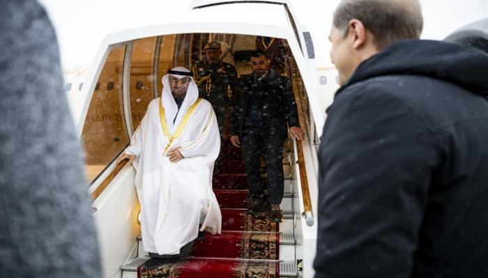 طائرات عسكرية وخيالة وحرس شرف.. روسيا تحتفي برئيس دولة الإمارات