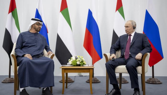 محمد بن زايد يؤكد حرص الإمارات على تعزيز الشراكة الاستراتيجية مع روسيا