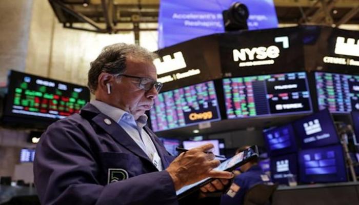 تعافي وول ستريت بعد أسبوع صعب.. مكاسب للتكنولوجيا واستقرار بيتكوين