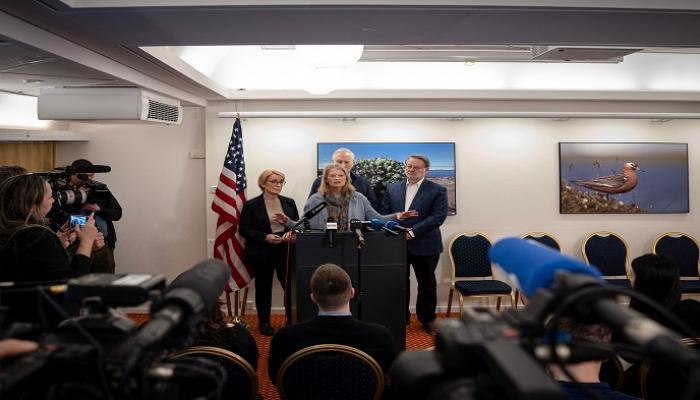 لـ«استعادة الثقة المفقودة».. وفد من الكونغرس الأمريكي في غرينلاند