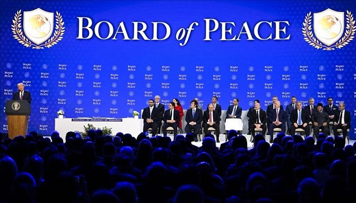 تعهدات بـ5 مليارات دولار لإعمار غزة.. ترامب يطالب حماس بنزع السلاح فورا