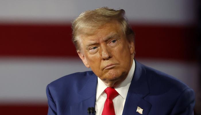 ترامب يؤكد تقارير صحفية بشأن بحث توجيه ضربة محدودة لإيران