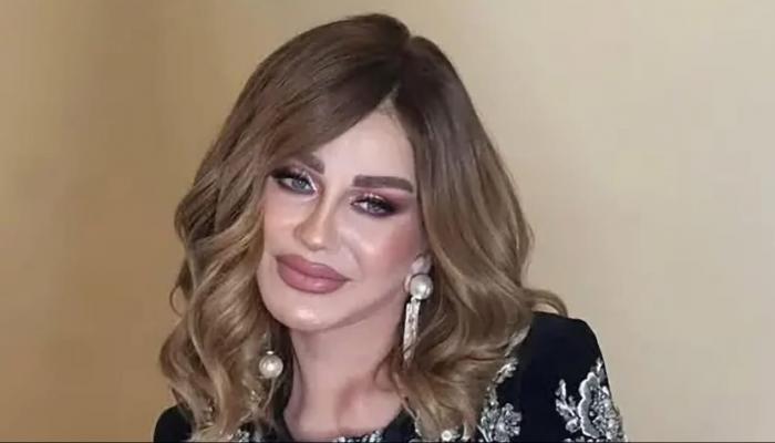 ميادة الحناوي «ترند» بإطلالة شبابية