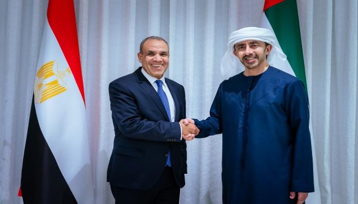 عبدالله بن زايد يستقبل وزير خارجية مصر ويثمن تضامن القاهرة مع الإمارات