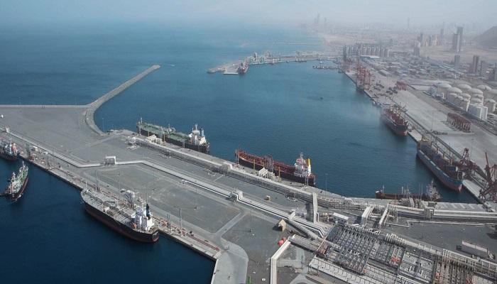 سفينة هندية تُبحر من الفجيرة محملة بآلاف الأطنان من خام مربان