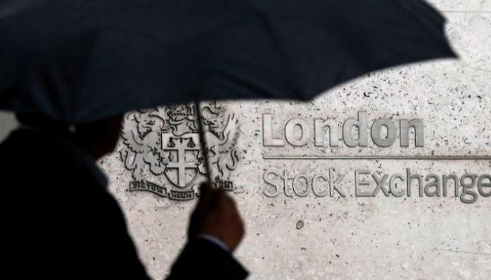 الأسهم الأوروبية تسجل أطول موجة خسائر في عام مع تصاعد التوترات