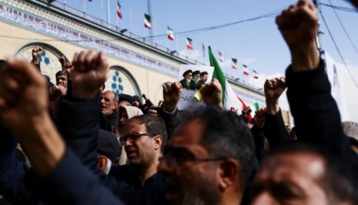 «فورين أفيرز»: النظام الإيراني بات أكثر اندفاعا لتوسيع دائرة استخدام الإرهاب