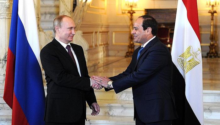 بوتين: أصدرت تعليمات للحكومة بمناقشة توريد المواد الغذائية والحبوب إلى مصر